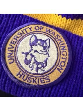 Vintage 1970s Wigwam Washington Huskies Knit Beanie Purple Gold Pom Made in USA